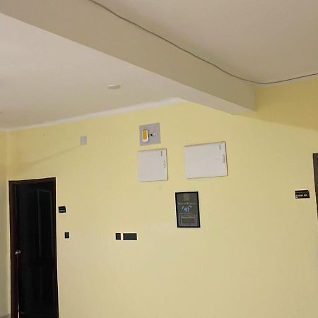 Emerald Euphoria The Luxury Stay Near Infocity Best Seller Bhubaneswar Exterior photo