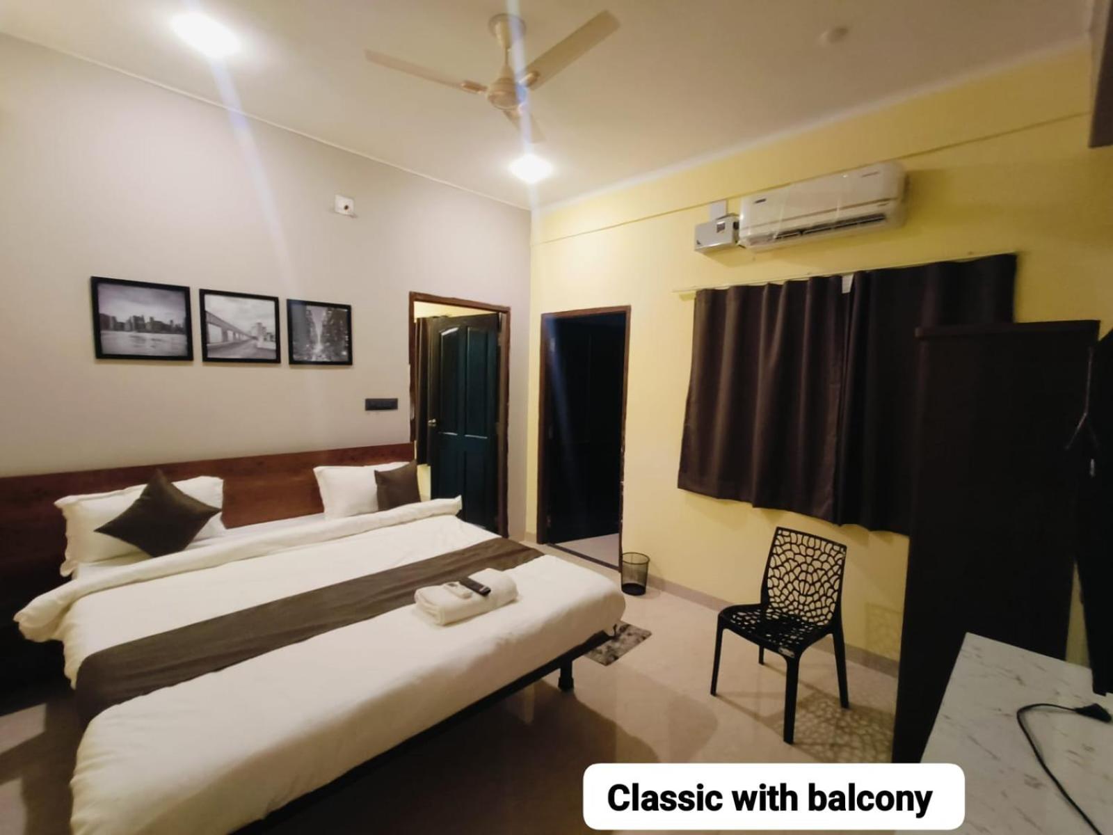 Emerald Euphoria The Luxury Stay Near Infocity Best Seller Bhubaneswar Exterior photo
